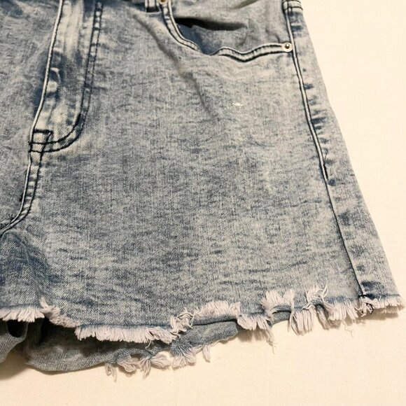 Aeropostale Aero High Rise Curvy Midi Denim Shorts Womens Size 10 Distressed - Picture 4 of 14